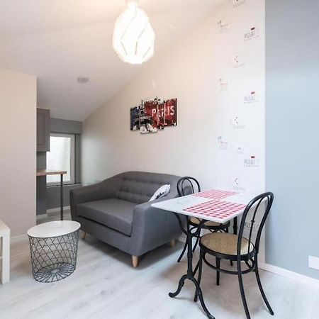 Bourgoin-Jallieu Le Paris Eiffel - Appartement Cosy En Plein Centre מראה חיצוני תמונה